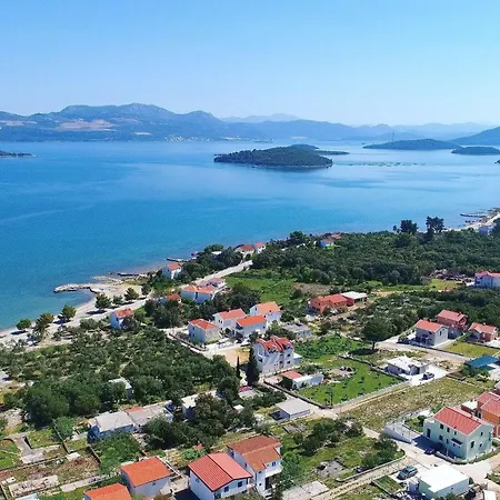 Gusti - With Terrace And Sea View Daire *